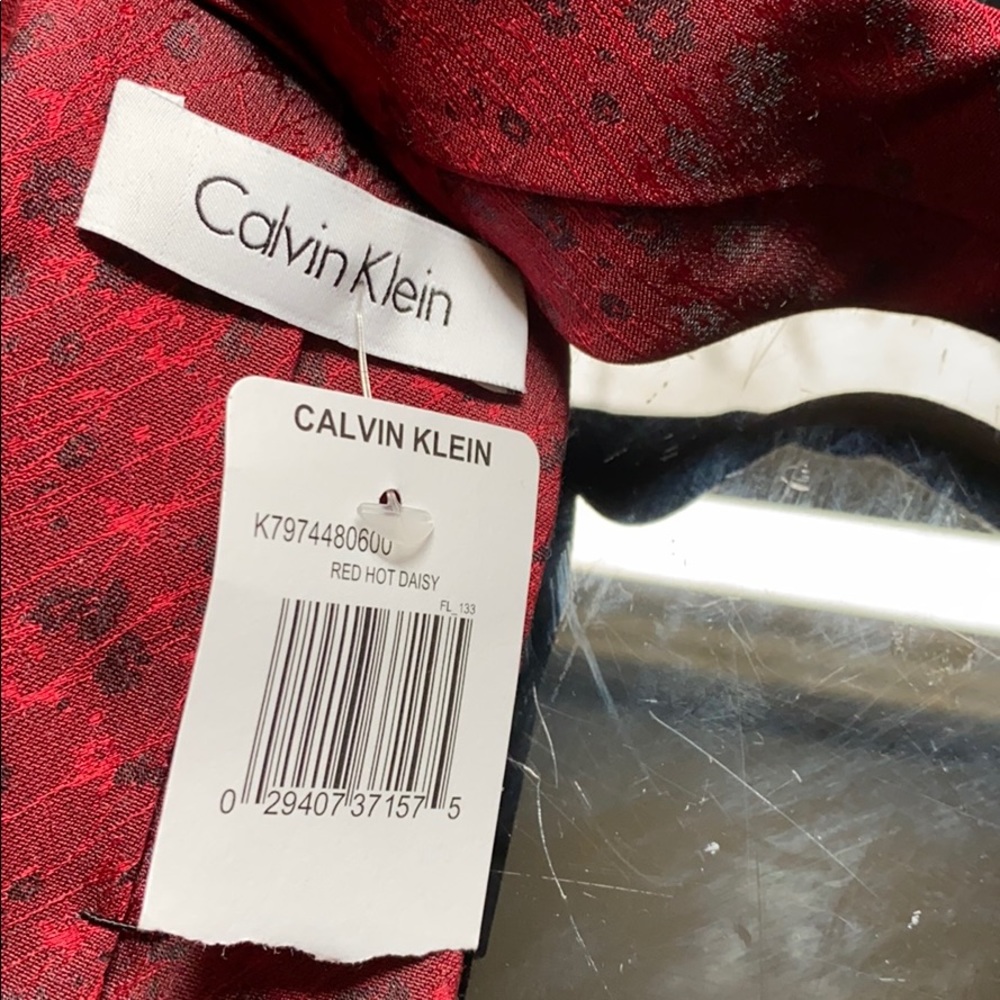 Calvin Klein “Red Hot Daisy” Tie